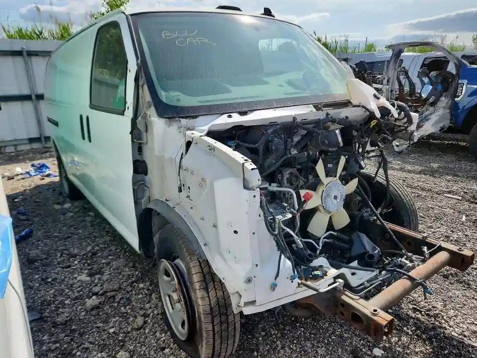 1GCWGAFPXJ1319823 2018 CHEVROLET EXPRESS-3