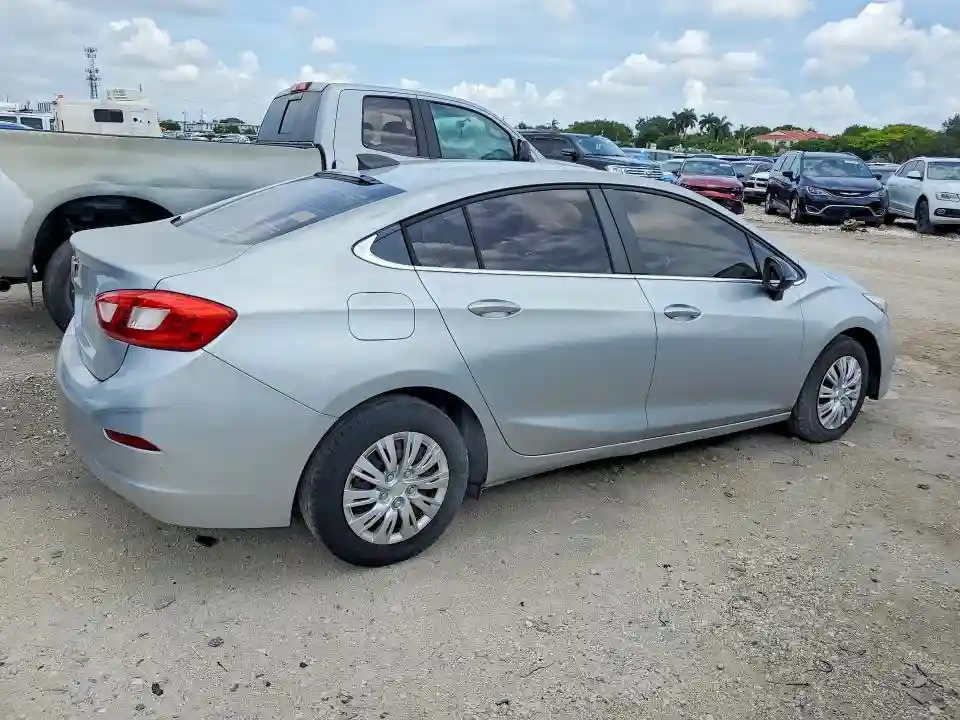 1G1BC5SMXH7258227 2017 CHEVROLET CRUZE-2