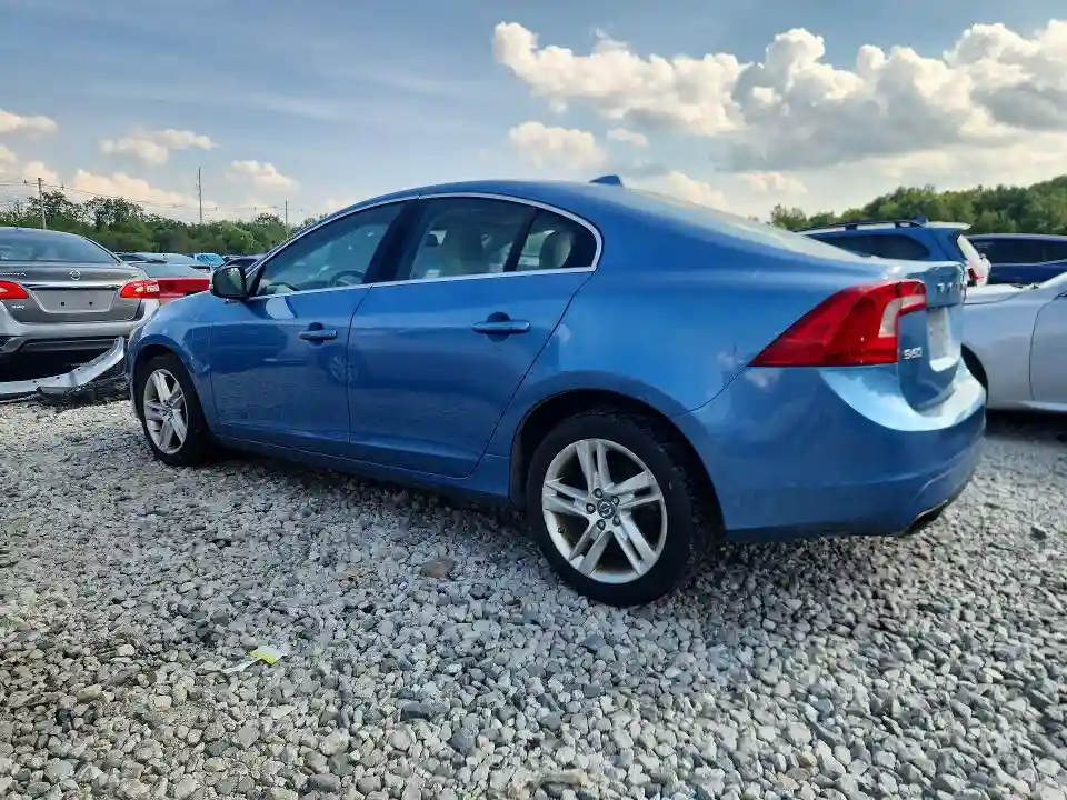 YV1612TB2F1304993 2015 VOLVO S60-1