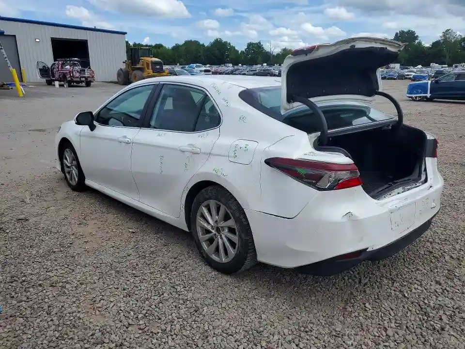 4T1R11AK1MU489450 2021 TOYOTA CAMRY-1