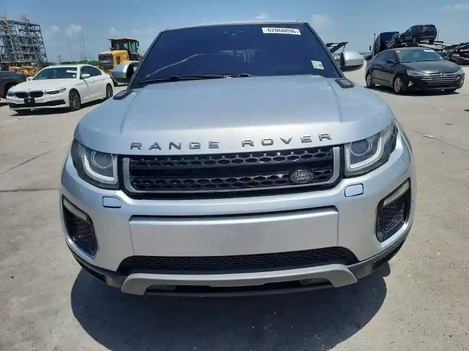 SALVR2BG2HH199186 2017 LAND ROVER RANGEROVER-4