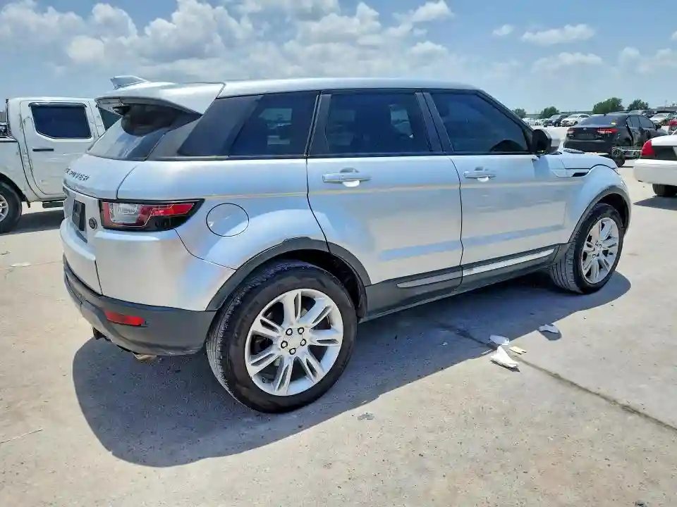 SALVR2BG2HH199186 2017 LAND ROVER RANGEROVER-2