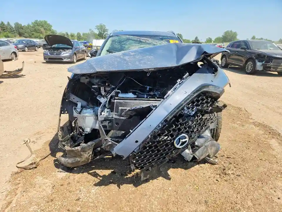 7MMVABDL5TN485956 2026 MAZDA CX-50-4