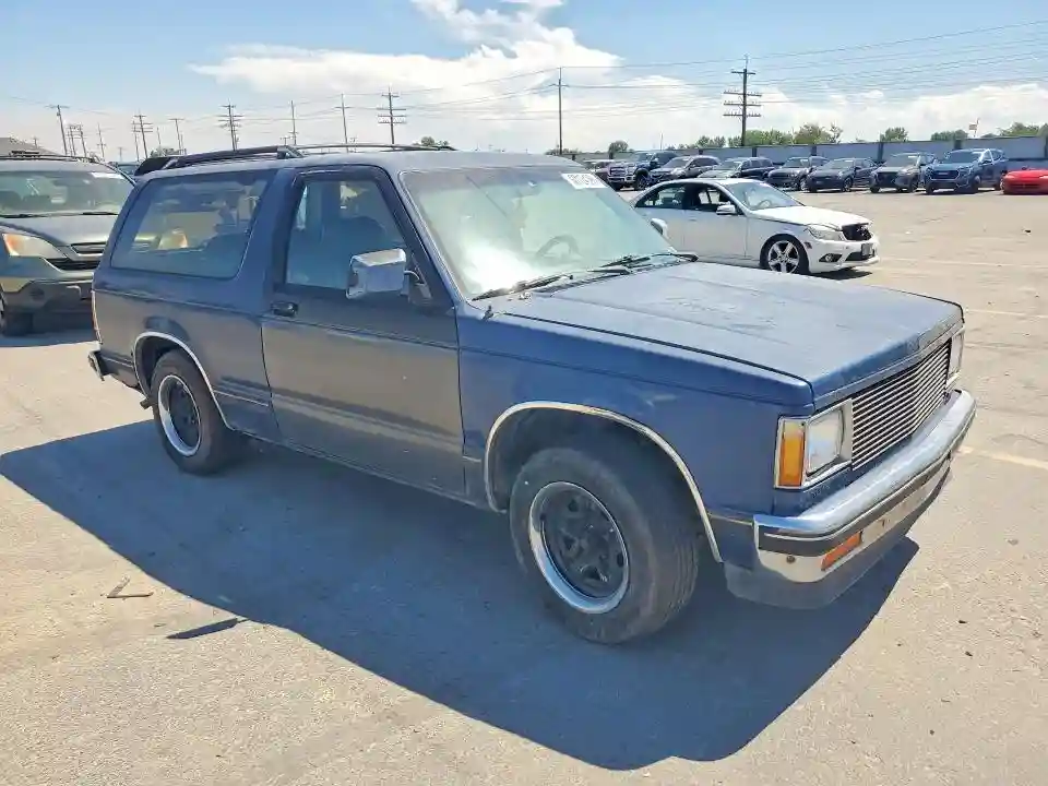 1GNCS18R3H0112133 1987 CHEVROLET BLAZER-3