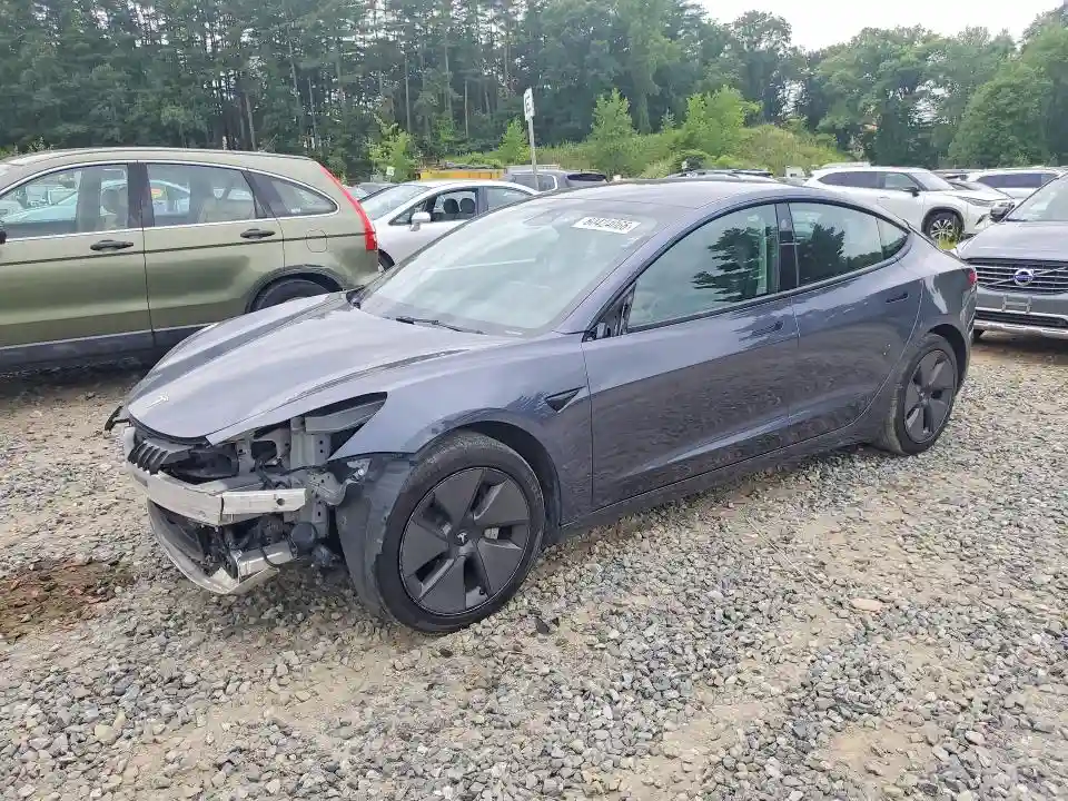 5YJ3E1EA0PF434596 2023 TESLA MODEL 3-0