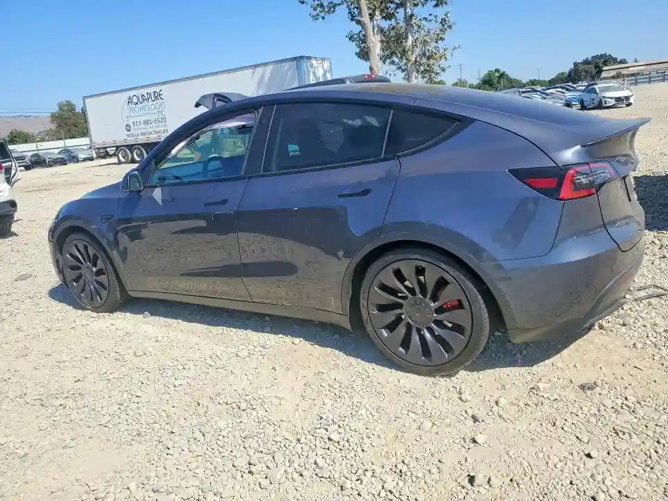 7SAYGDEF9PF737943 2023 TESLA MODEL Y-1