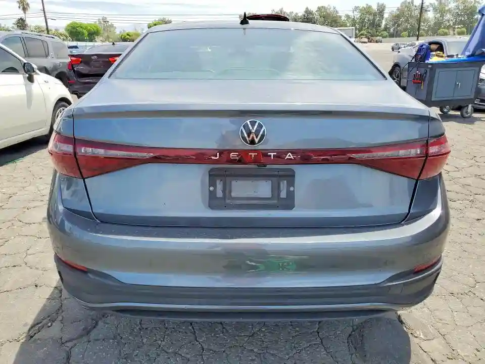3VWBX7BU9SM074236 2025 VOLKSWAGEN JETTA-5