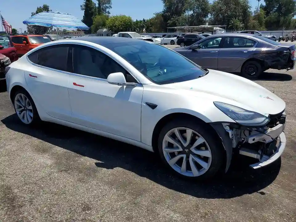 5YJ3E1EB0LF640519 2020 TESLA MODEL 3-3