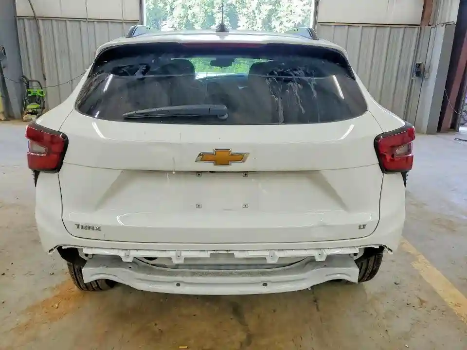 KL77LHEP1TC086798 2026 CHEVROLET TRAX-5
