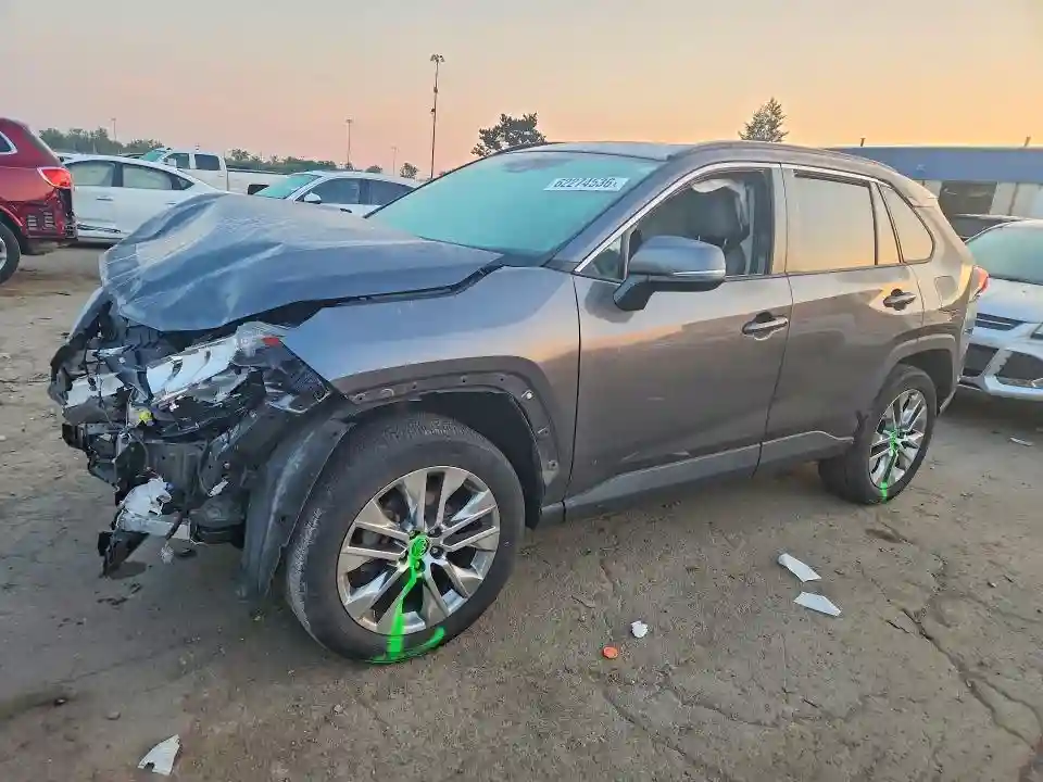 2T3A1RFV6MC192438 2021 TOYOTA RAV4-0