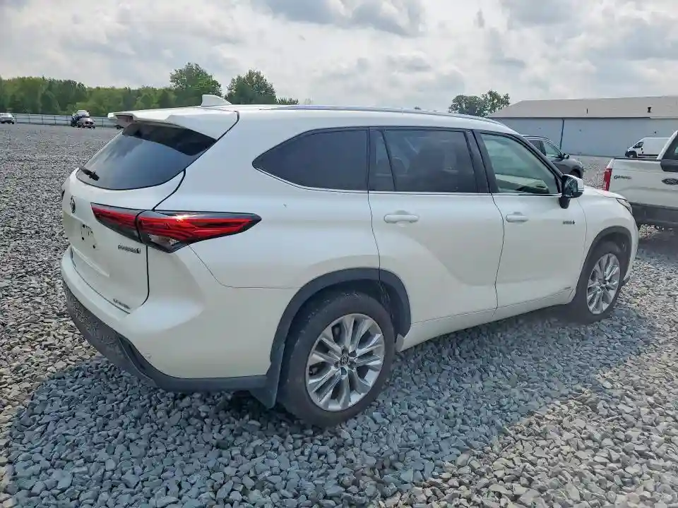 5TDXBRCH2MS519326 2021 TOYOTA HIGHLANDER-2