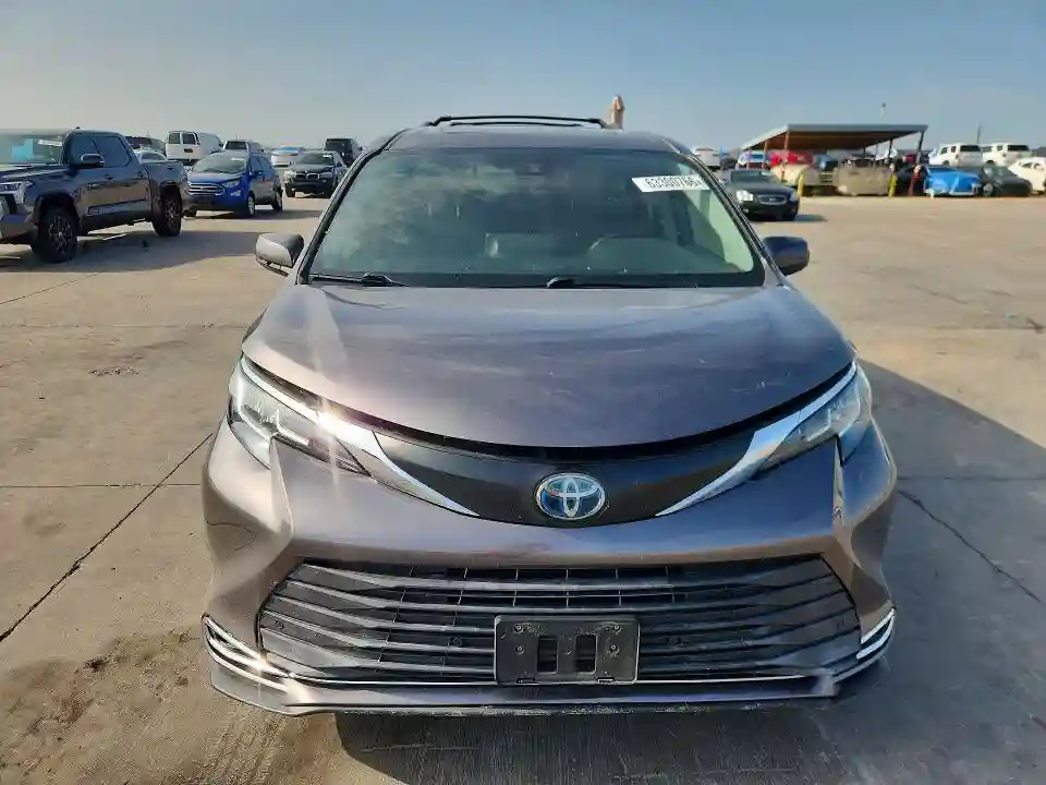 5TDYRKEC8MS040207 2021 TOYOTA SIENNA-4