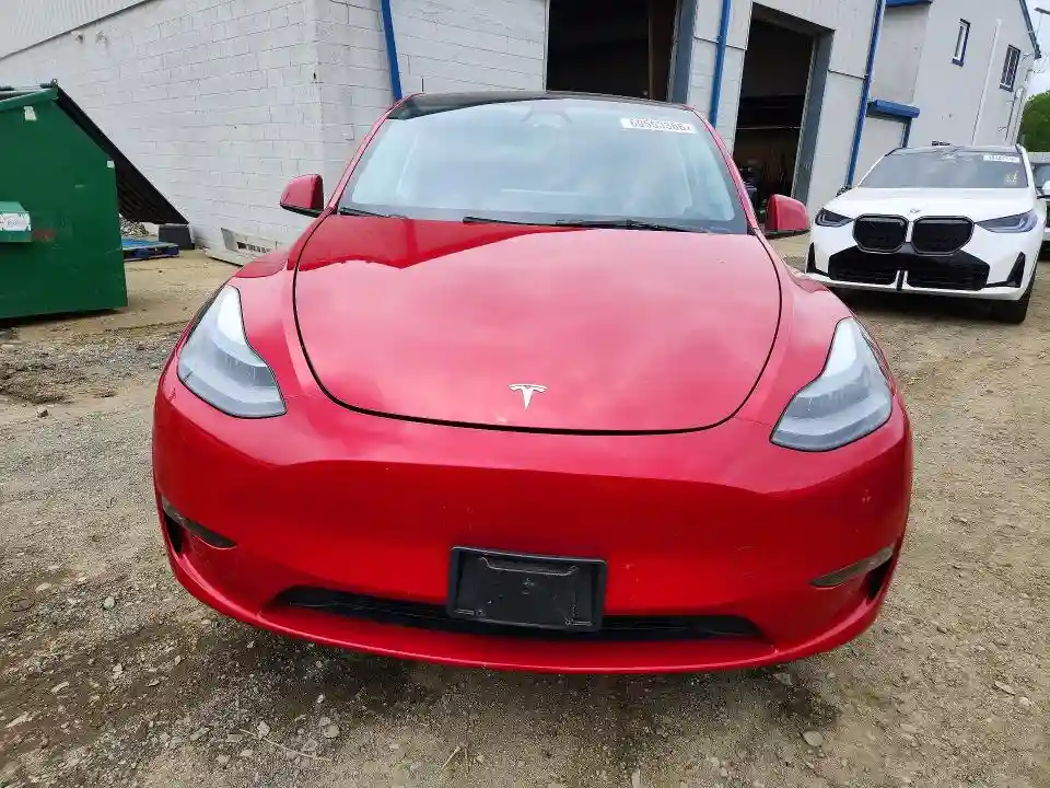 7SAYGAEE0PF910609 2023 TESLA MODEL Y-4