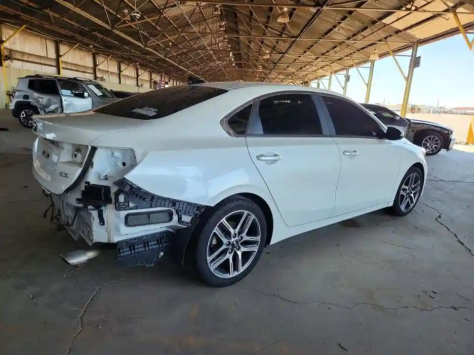 3KPF54AD5KE056675 2019 KIA FORTE-2