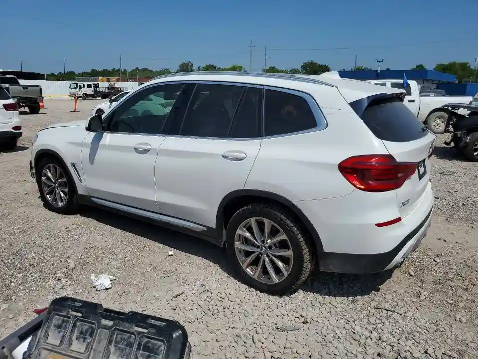 5UXTR7C54KLR50221 2019 BMW X3-1