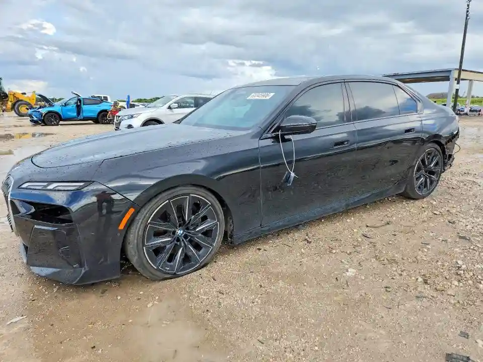 WBA23EH08RCS25938 2024 BMW 7 SERIES-0
