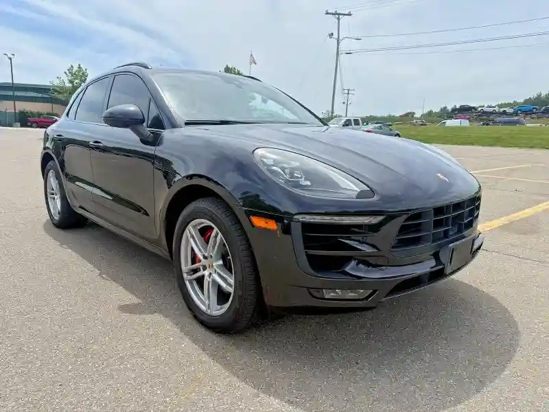 WP1AG2A51HLB56322 2017 PORSCHE MACAN-0