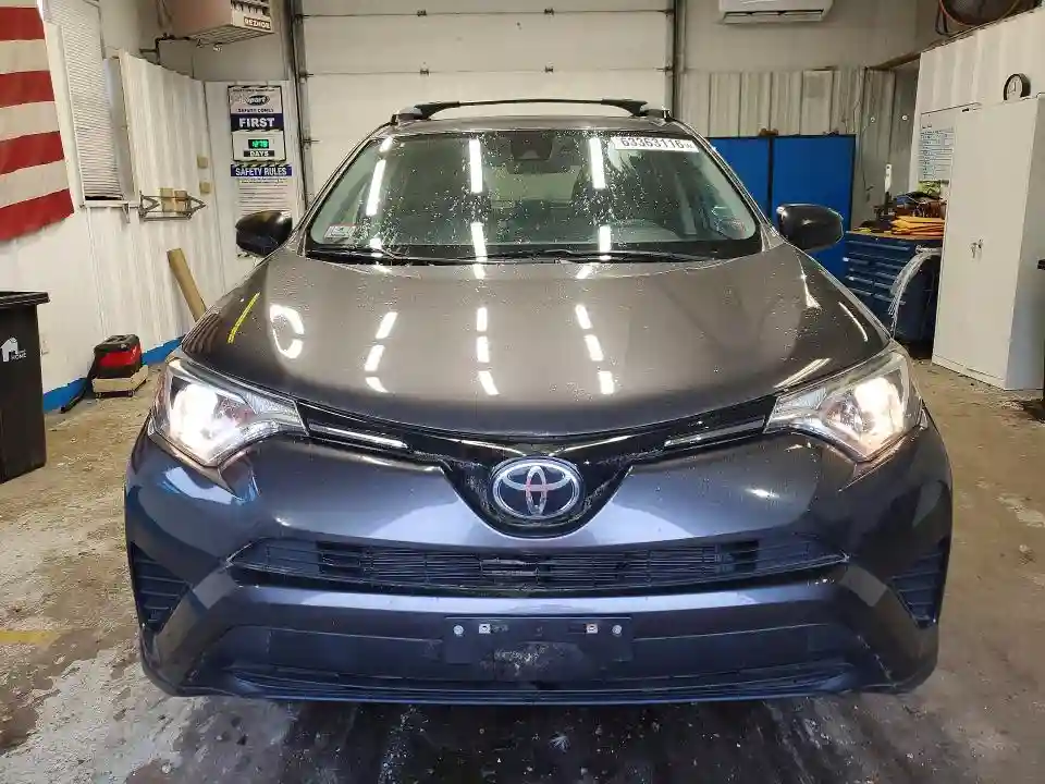 JTMZFREV6HJ706099 2017 TOYOTA RAV4-4