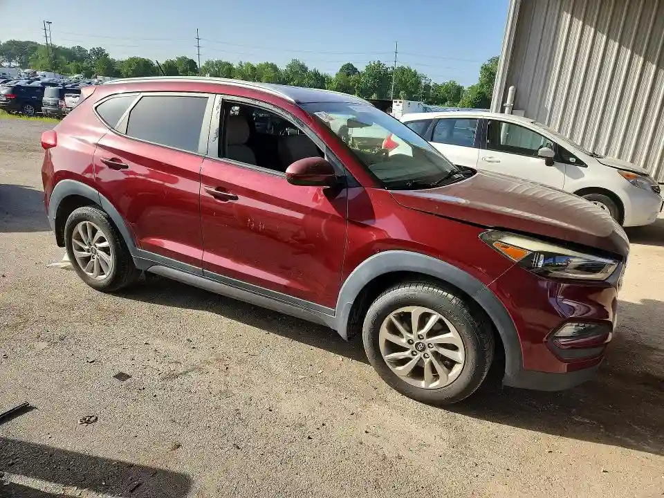 KM8J3CA46GU036773 2016 HYUNDAI TUCSON-3
