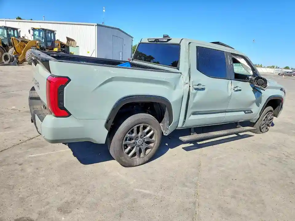 5TFNA5DB4RX232228 2024 TOYOTA TUNDRA-2