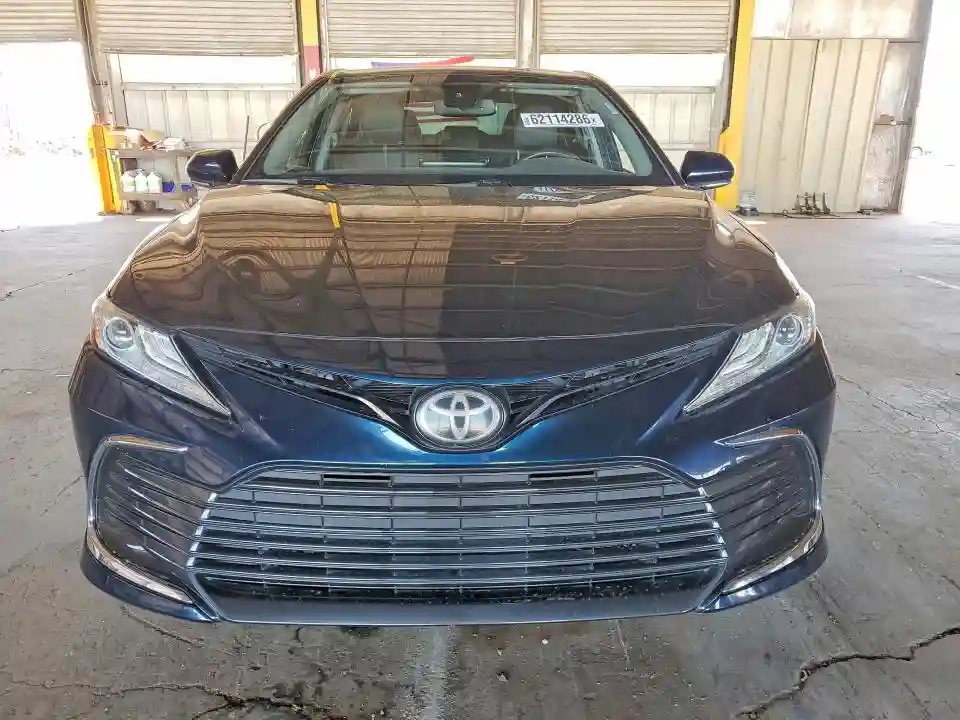 4T1F11AK6MU558247 2021 TOYOTA CAMRY-4
