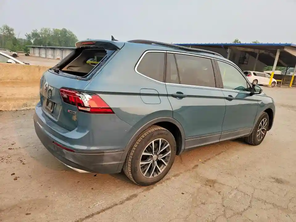 3VV2B7AX6KM136092 2019 VOLKSWAGEN TIGUAN-2