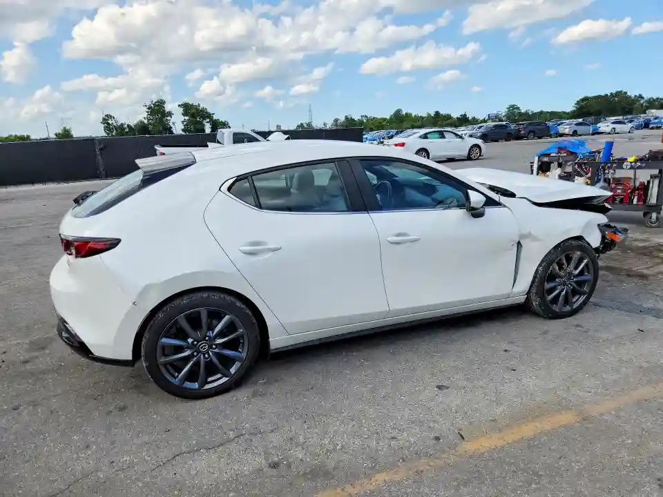 JM1BPAMM3K1140158 2019 MAZDA 3-2