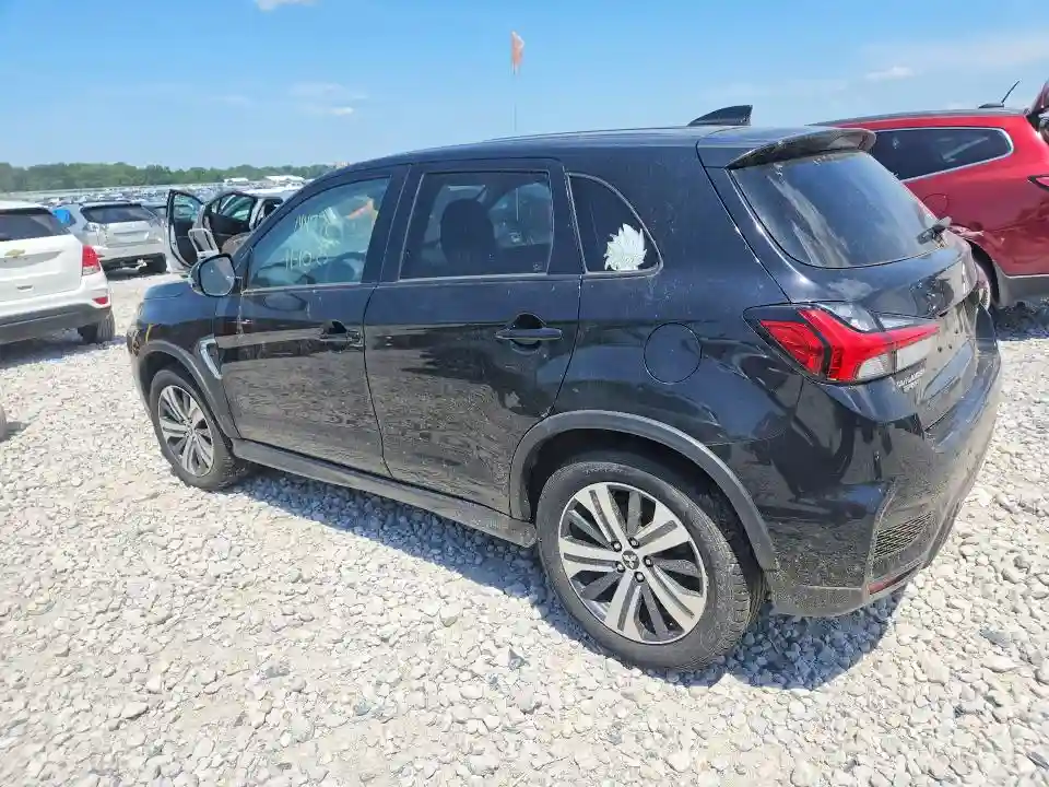 JA4ARUAU3MU023090 2021 MITSUBISHI OUTLANDER-1