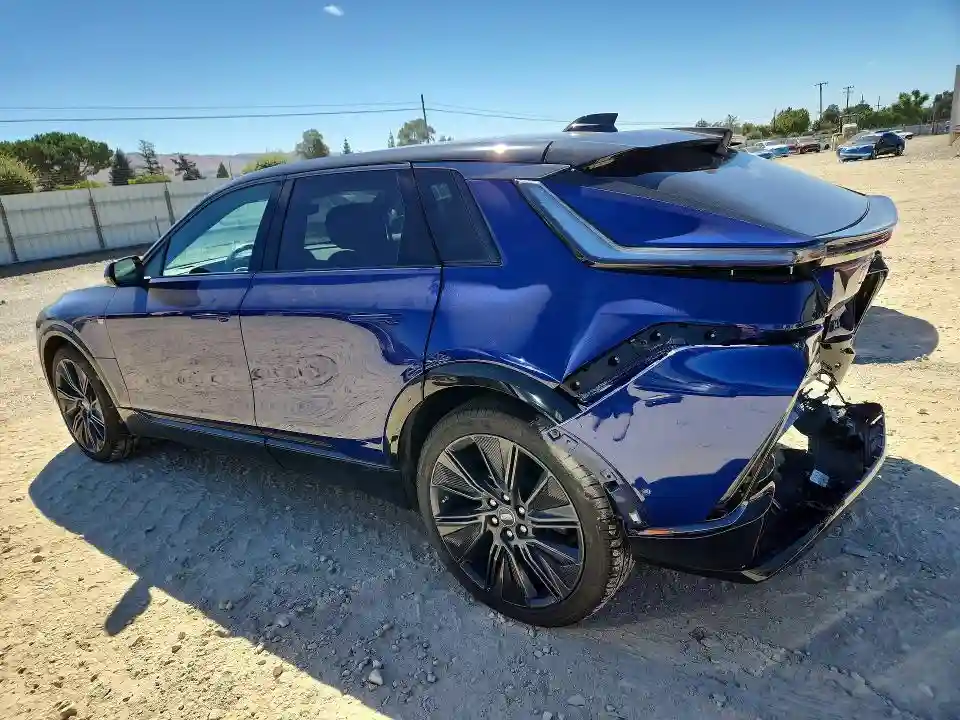 1GYKPWRL2RZ132412 2024 CADILLAC LYRIQ SPOR-1