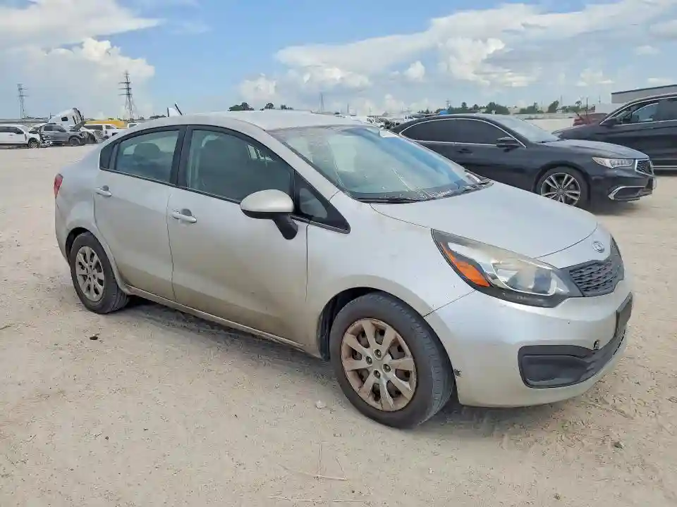 KNADM4A39F6505978 2015 KIA RIO-3