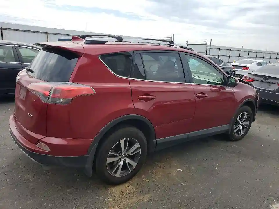 JTMWFREV7JD121765 2018 TOYOTA RAV4-2