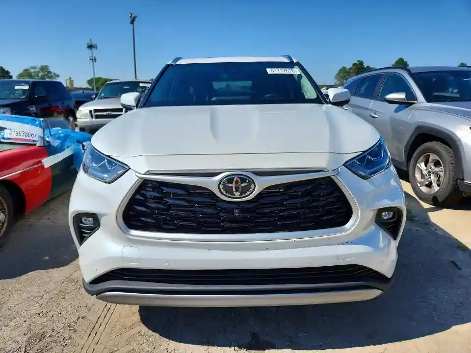 5TDKBRCH8SS648596 2025 TOYOTA HIGHLANDER-4