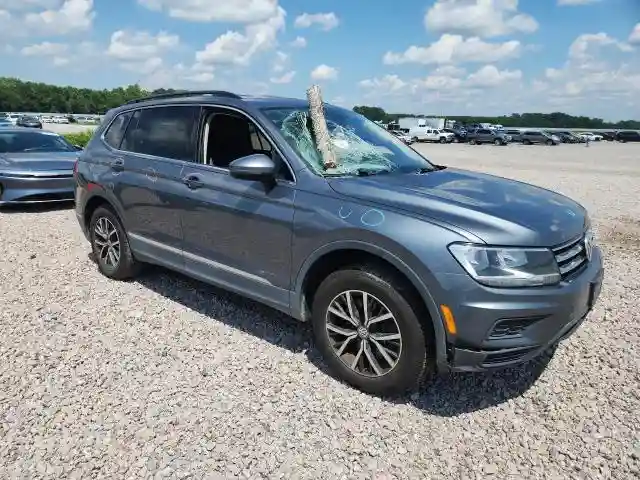 3VV2B7AX7LM131209 2020 VOLKSWAGEN TIGUAN-3