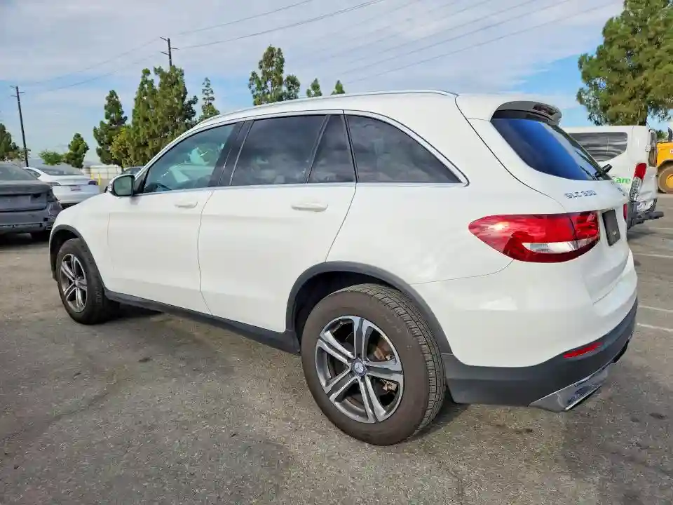 WDC0G4JB2GF113842 2016 MERCEDES-BENZ GLC-CLASS-1
