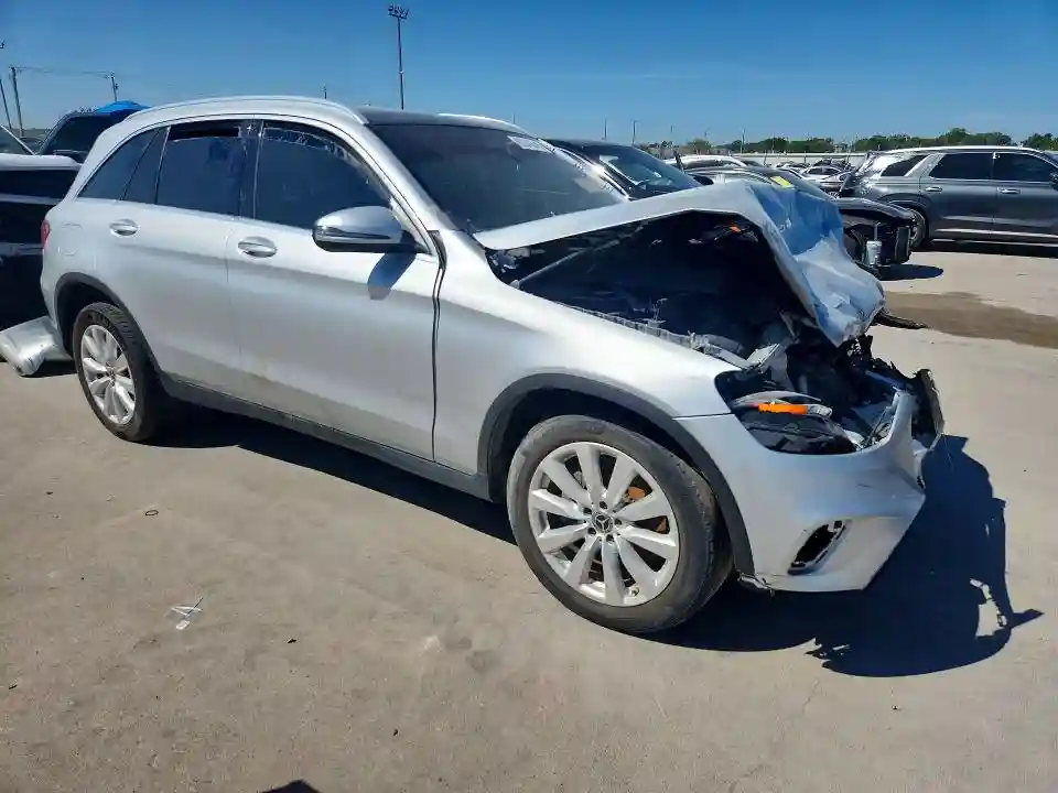WDC0G8EB7LF676140 2020 MERCEDES-BENZ GLC-CLASS-3