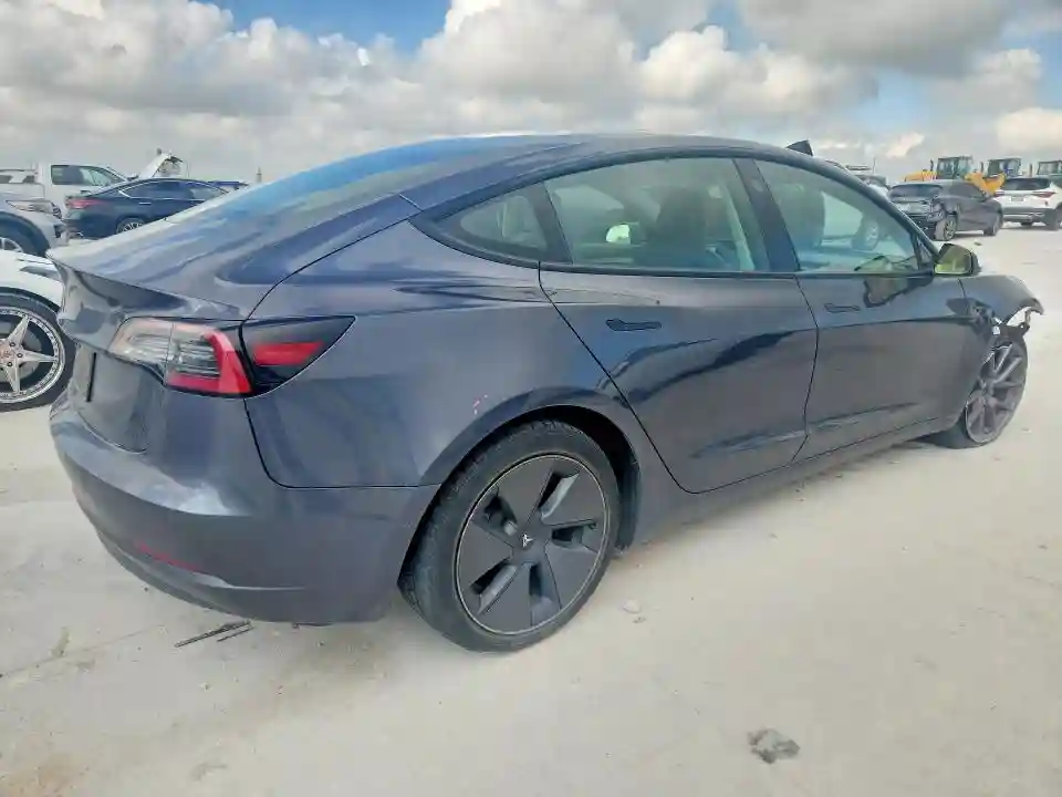 5YJ3E1EA5MF093398 2021 TESLA MODEL 3-2