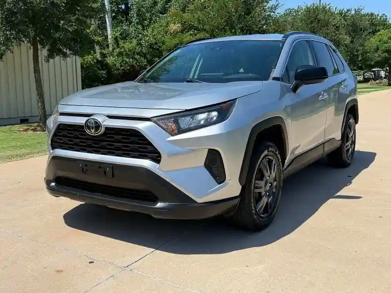 JTMF1RFV3KJ005186 2019 TOYOTA RAV4-1