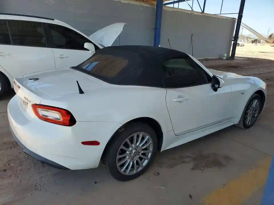 JC1NFAEK1H0107829 2017 FIAT ALL OTHER-2