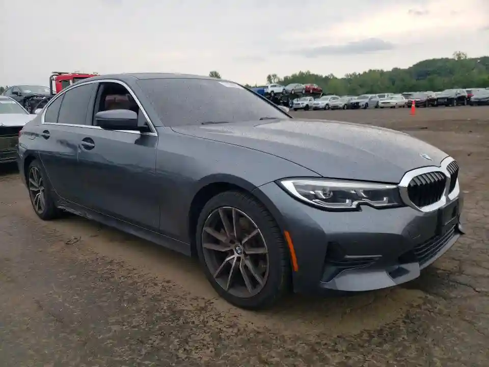 3MW5R7J05M8B93435 2021 BMW 3 SERIES-3
