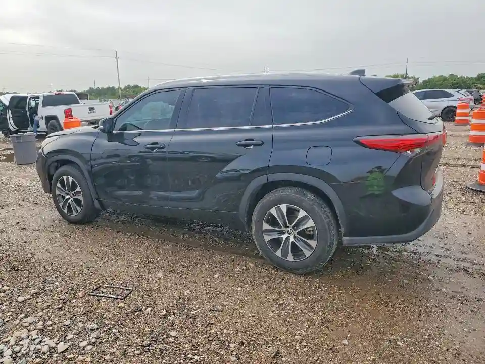 5TDGZRAH1MS039907 2021 TOYOTA HIGHLANDER-1