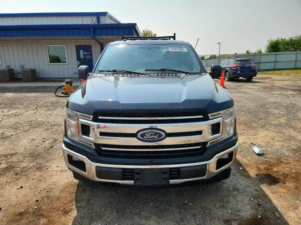 1FTEW1E55JFC65297 2018 FORD F150-4