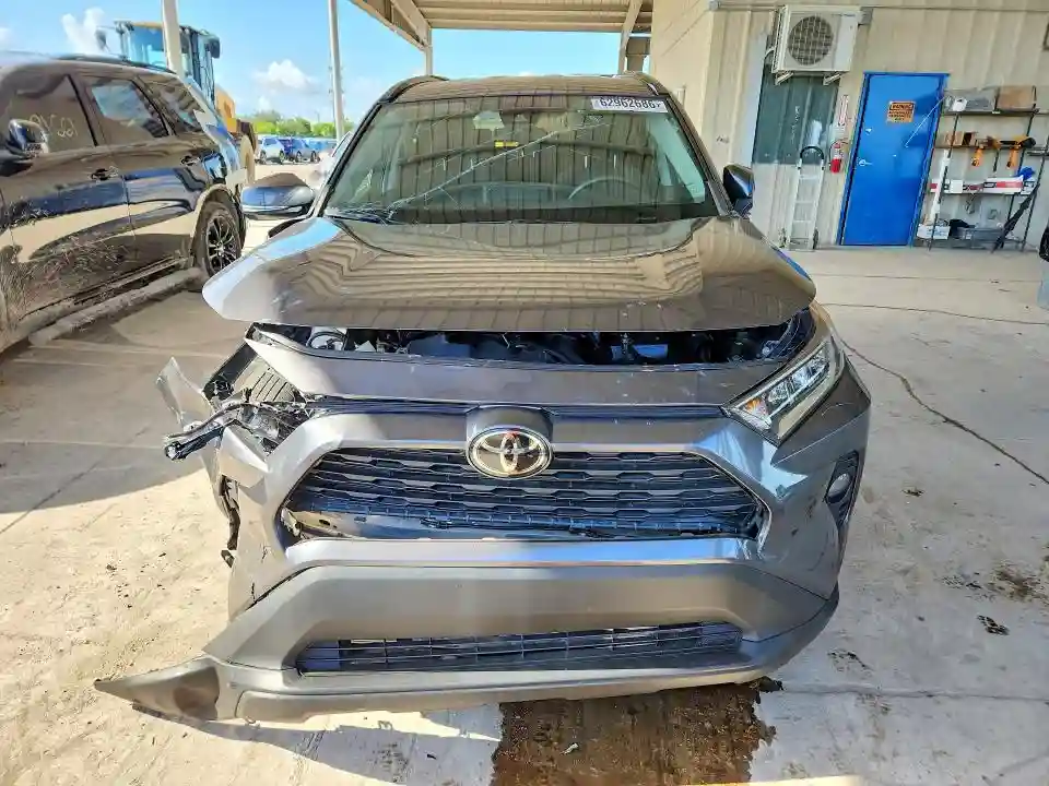 2T3W1RFVXMC159366 2021 TOYOTA RAV4-4