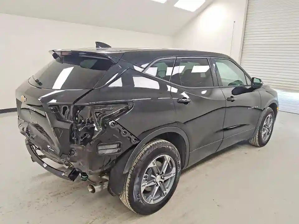 3GNKBCR45TS153813 2026 CHEVROLET BLAZER-2