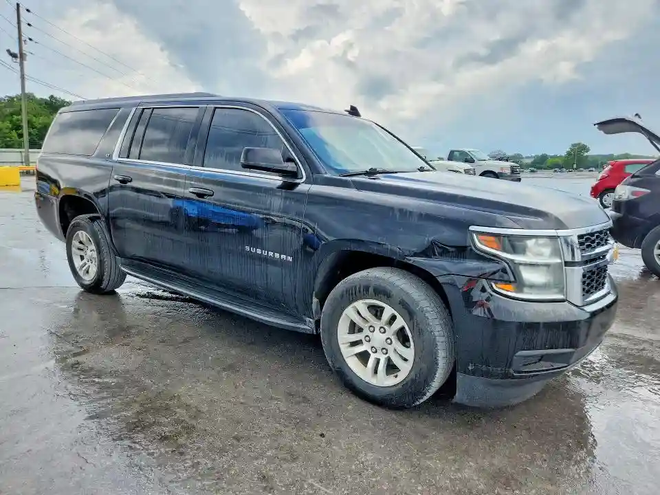 1GNSKHKC7HR180830 2017 CHEVROLET SUBURBAN-3