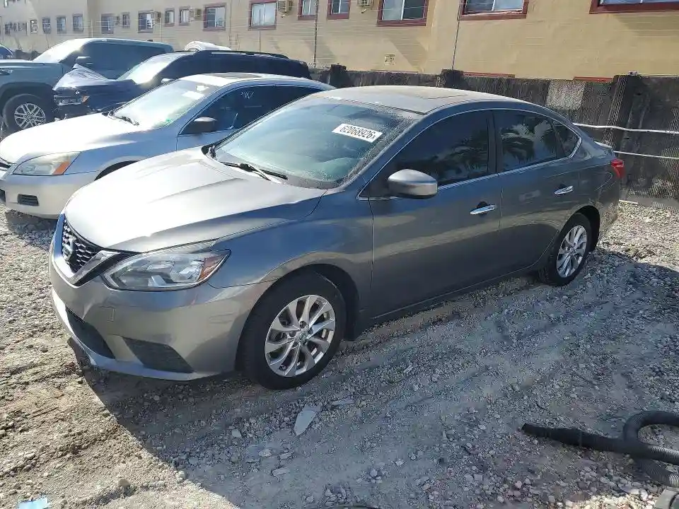 3N1AB7AP8JY207829 2018 NISSAN SENTRA-0