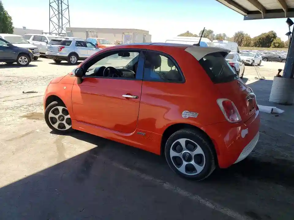 3C3CFFGEXFT652916 2015 FIAT 500-1