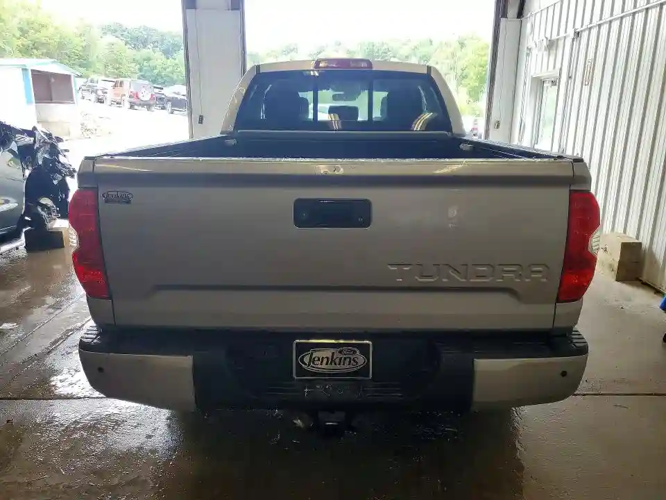 5TFBY5F13JX693668 2018 TOYOTA TUNDRA-5