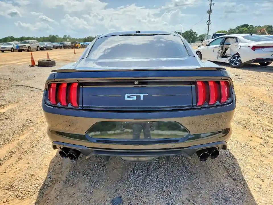 1FA6P8CF3J5137609 2018 FORD MUSTANG-5