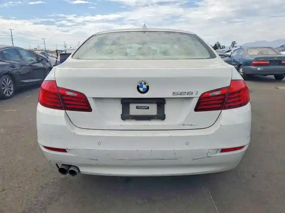 WBA5A5C56FD518684 2015 BMW 5 SERIES-5