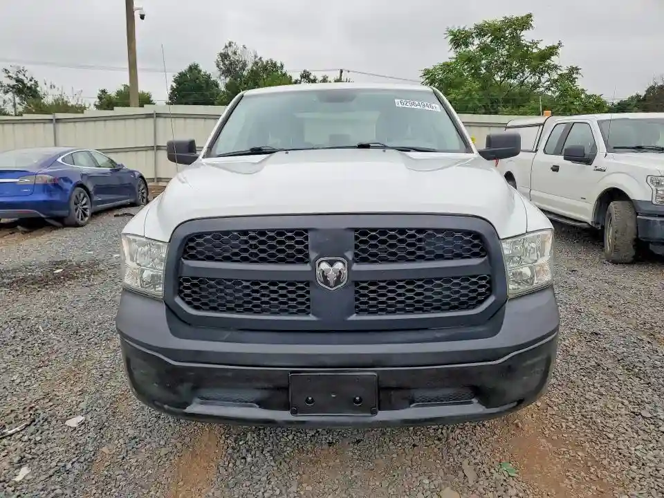 1C6RR6FT7KS540641 2019 RAM 1500-4